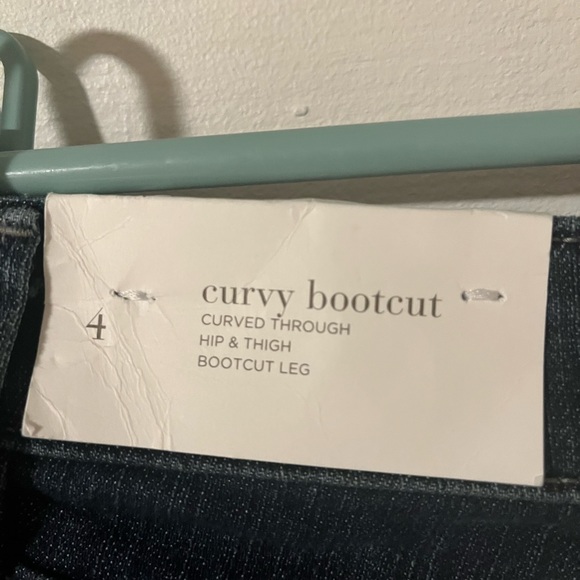 Loft mid rise bootleg jeans size 4 - Picture 3 of 4